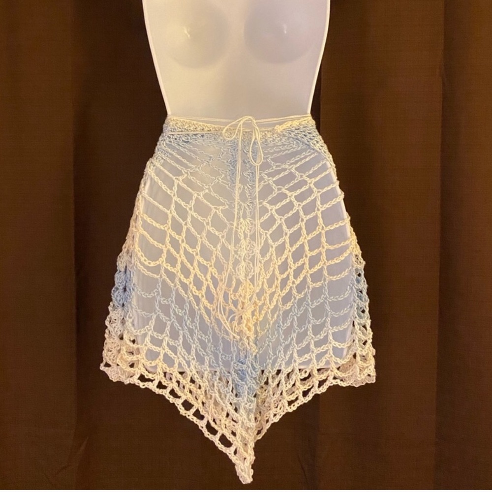 Handmade Crochet Beach Wrap / Coverup - Picture 4 of 7